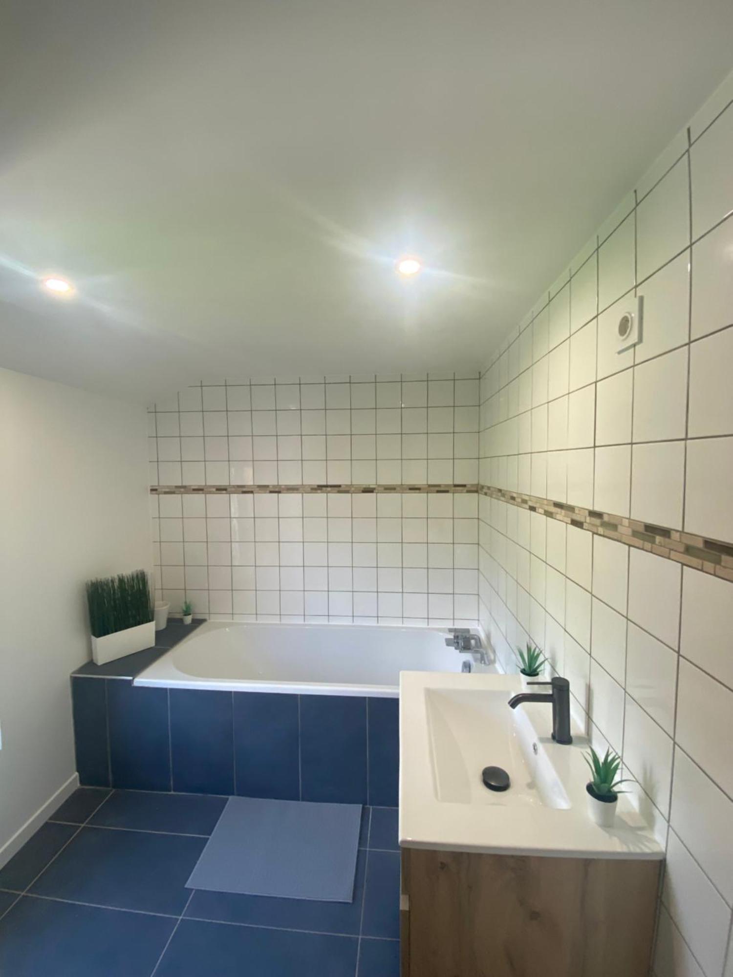 Les Fayes House Villa Isle Dış mekan fotoğraf